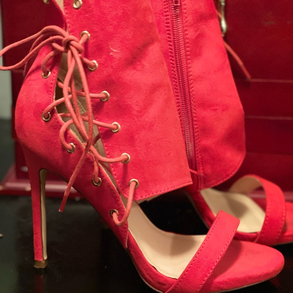Red hot heels!! Red Hot deal! - Picture 4 of 4